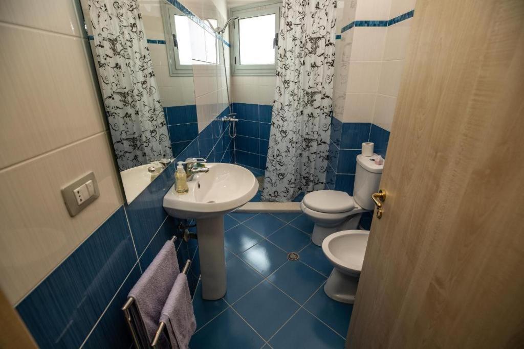 Sea View Apartment Vlorë Exterior foto